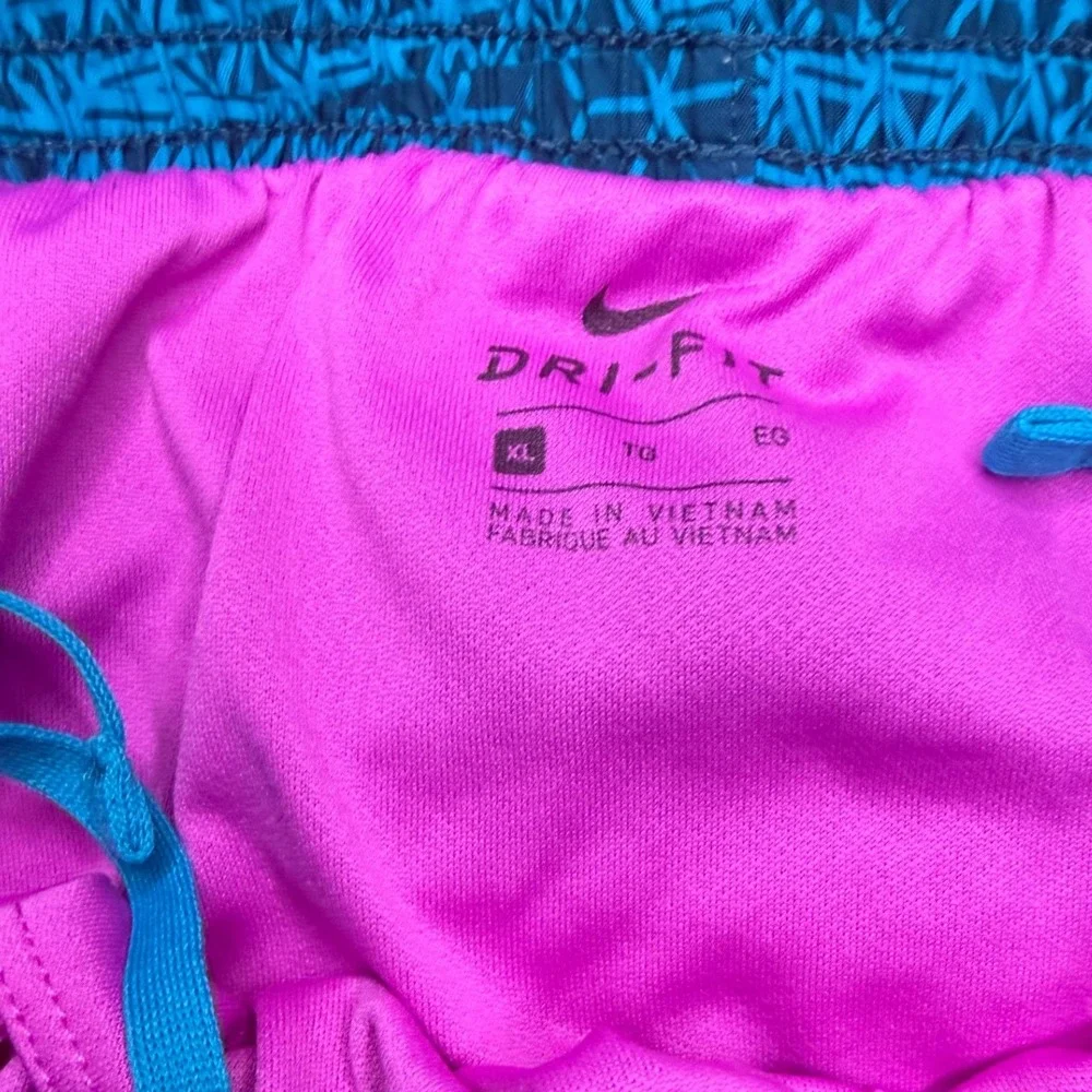 Nike Dri-Fit Girls XL (16) Athletic Shorts Purple Blue